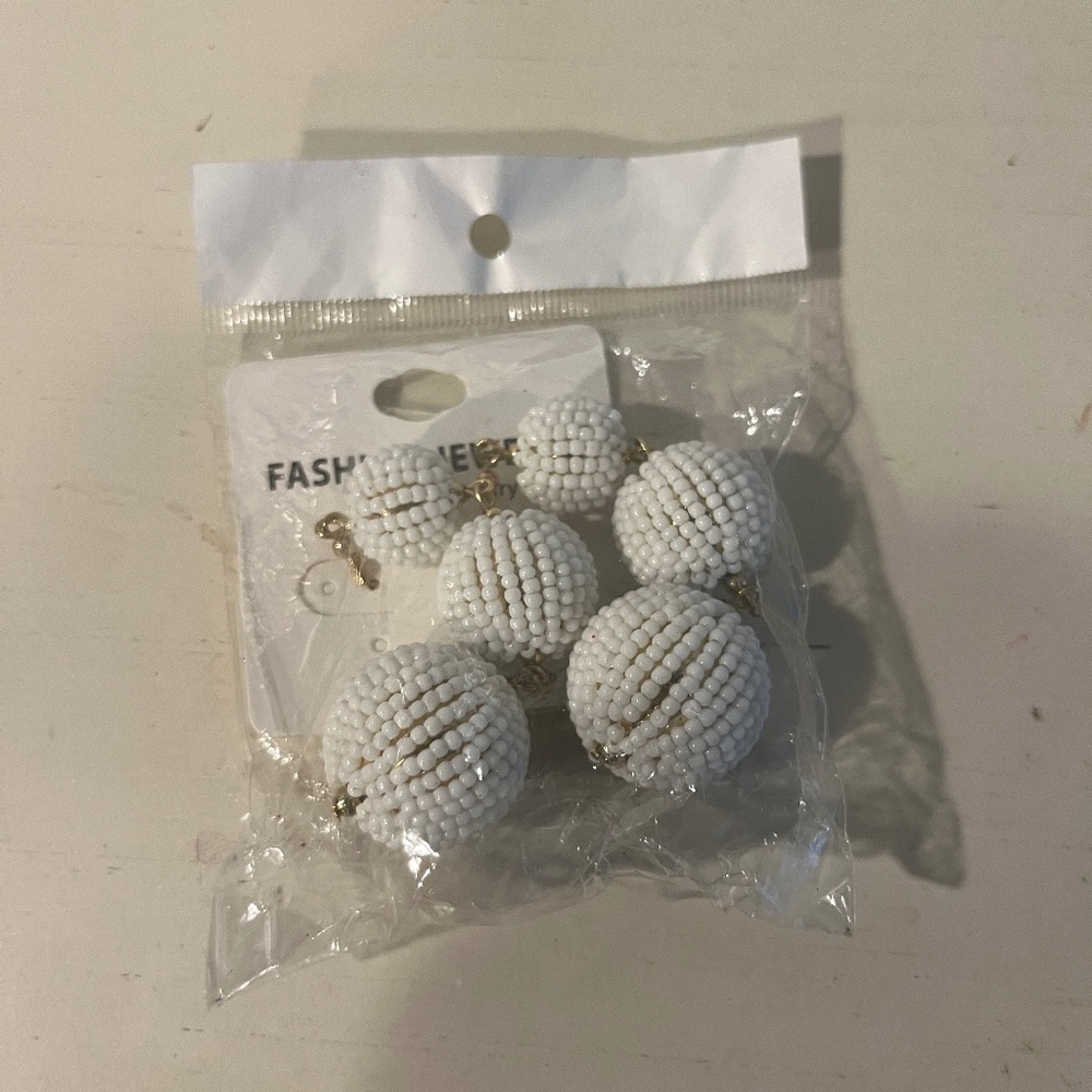 Earring White